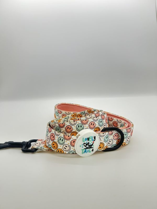 LEASH-HAPPY-FACE